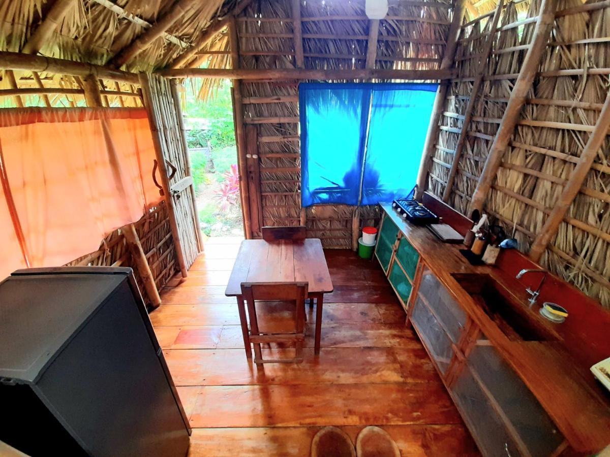 El Bamboo Cabins Balgue Exterior photo