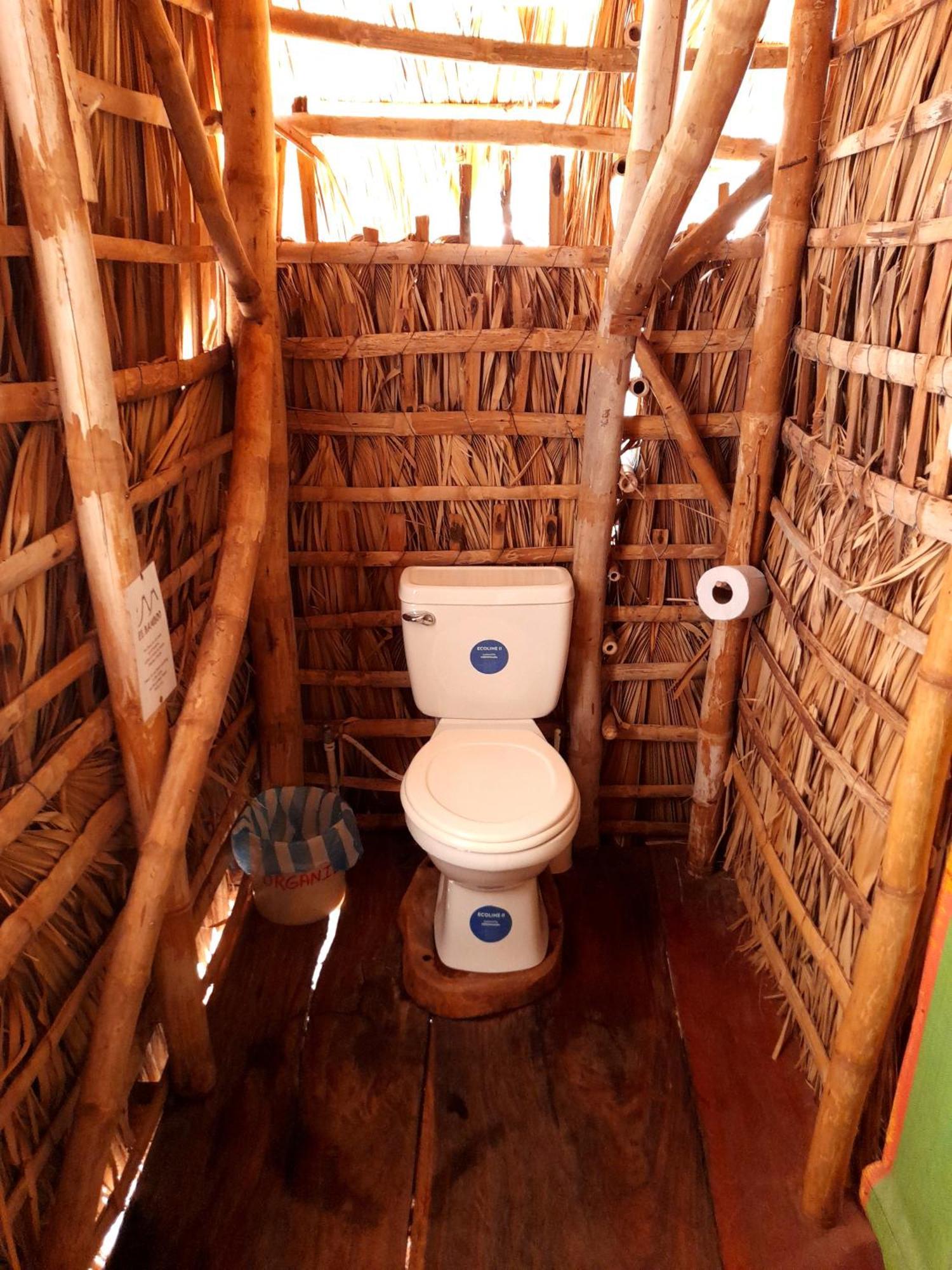 El Bamboo Cabins Balgue Exterior photo